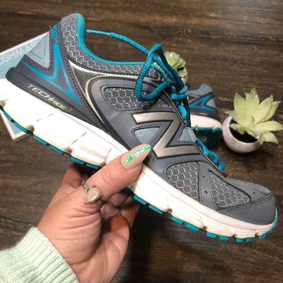 new balance women's w560v6 running shoe